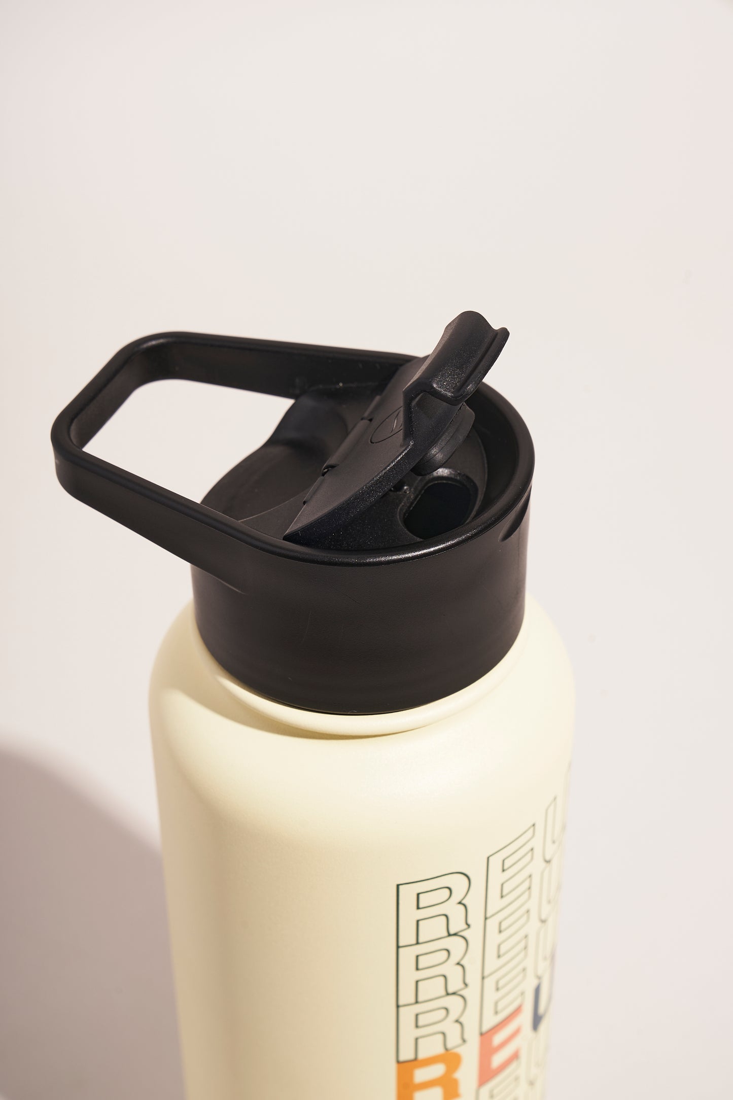 Bouteille isotherme en acier 32 oz.