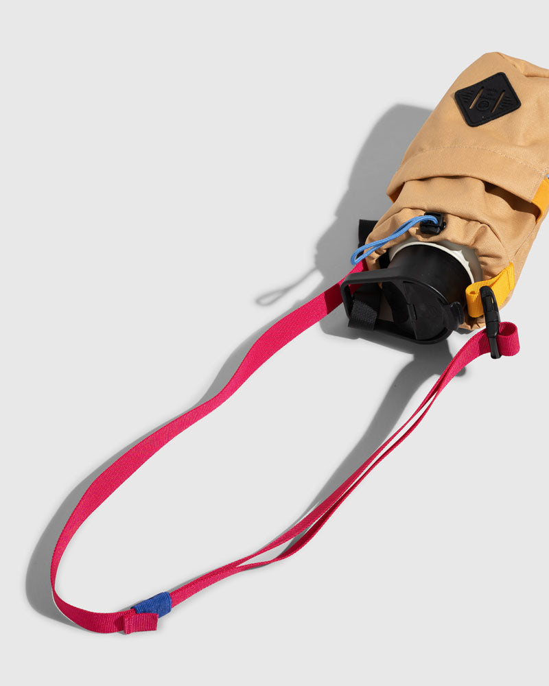 (R)evolution™ - Correa para botella de agua