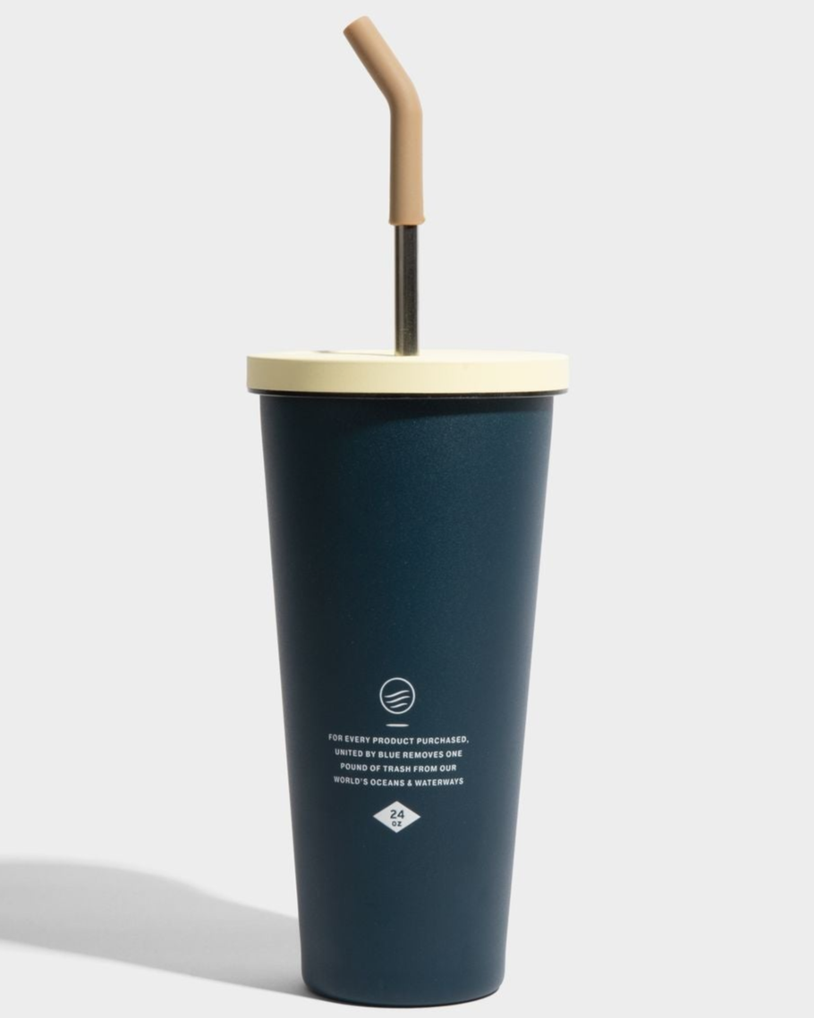 Vaso de acero con pajita y aislamiento de 24 oz