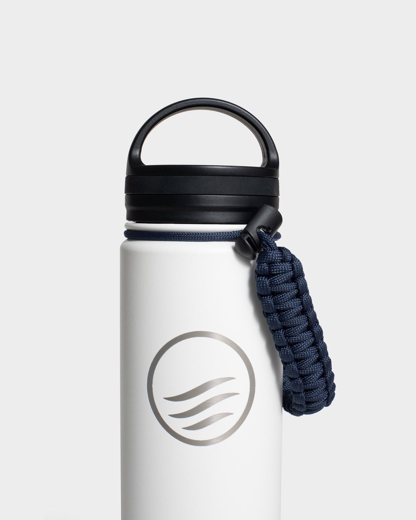 Botella de agua de acero con aislamiento Signature de 22 oz