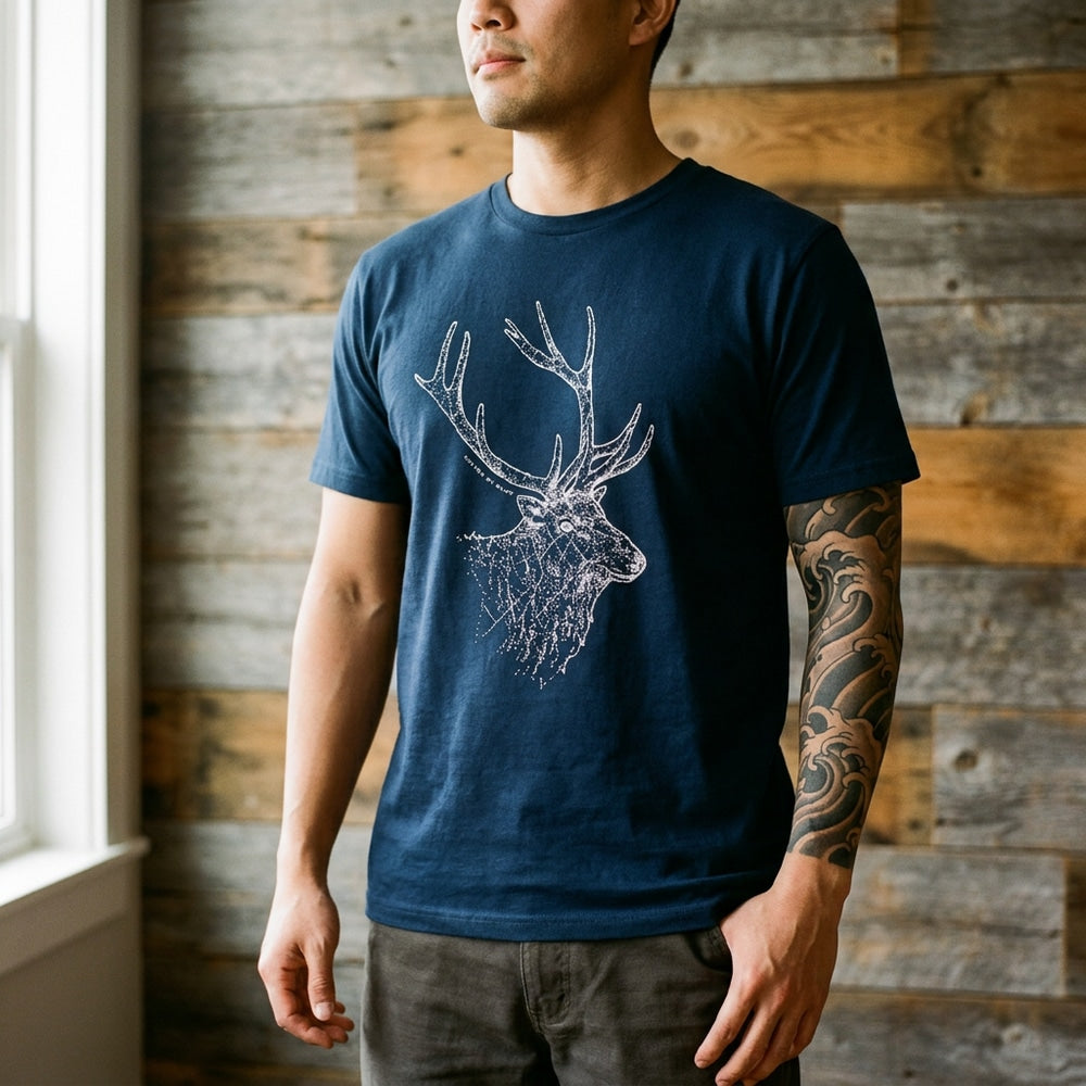 Unisex Graphic Tee in 100% Organic Cotton - The Elk