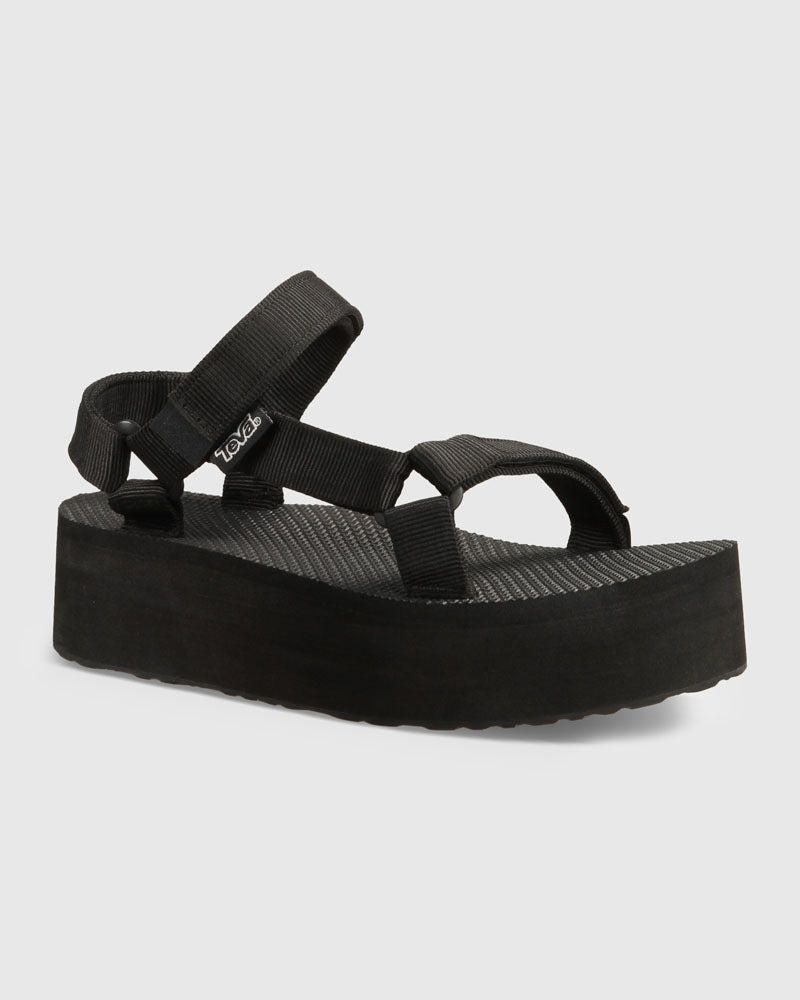 Teva flatform universal chunky sandals in black discount