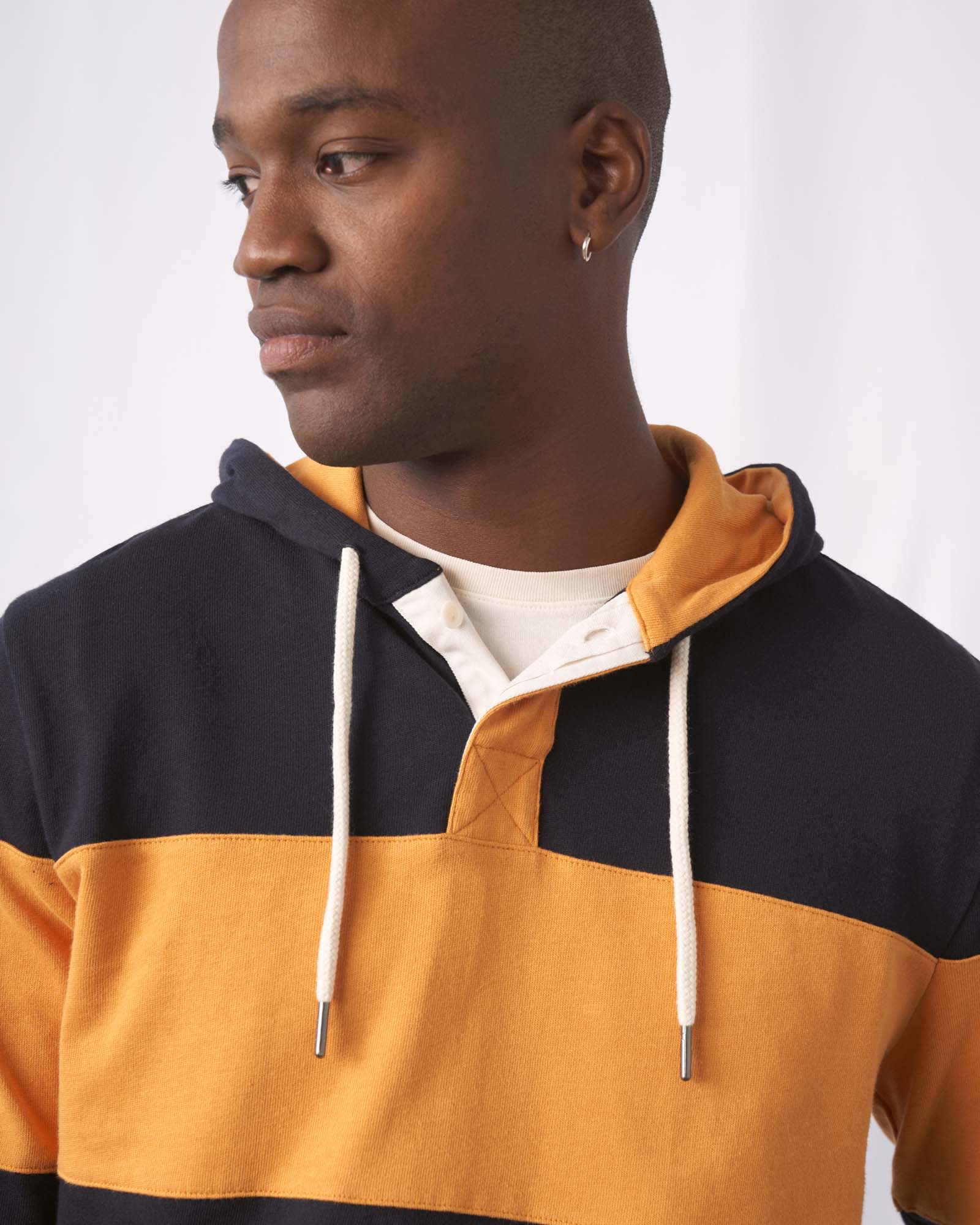 Hooded rugby outlet pullover