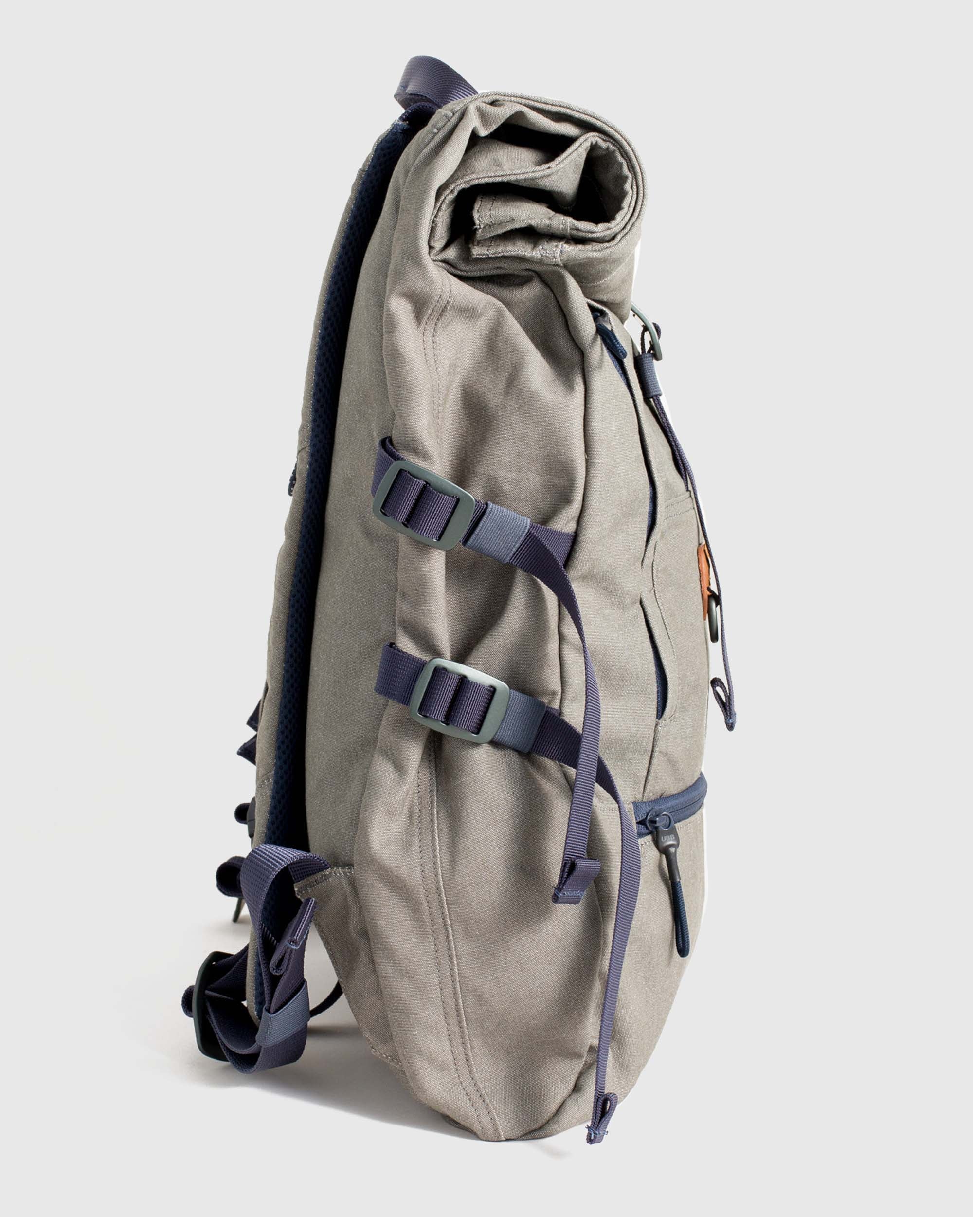 Westward 23l rolltop backpack discount