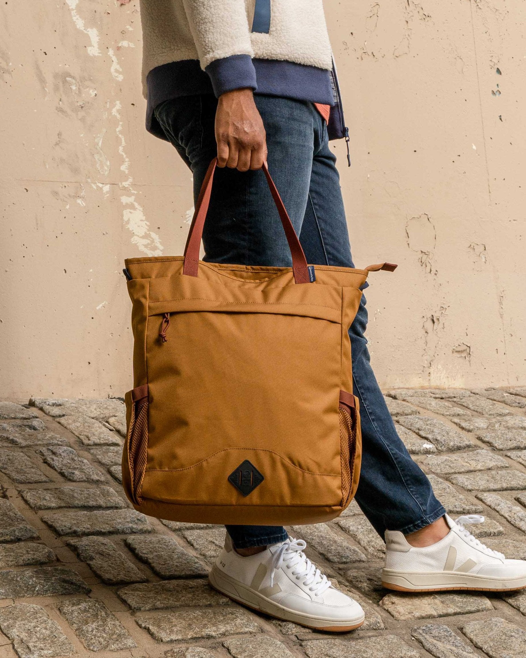 25L Convertible Carryall carried as a tote